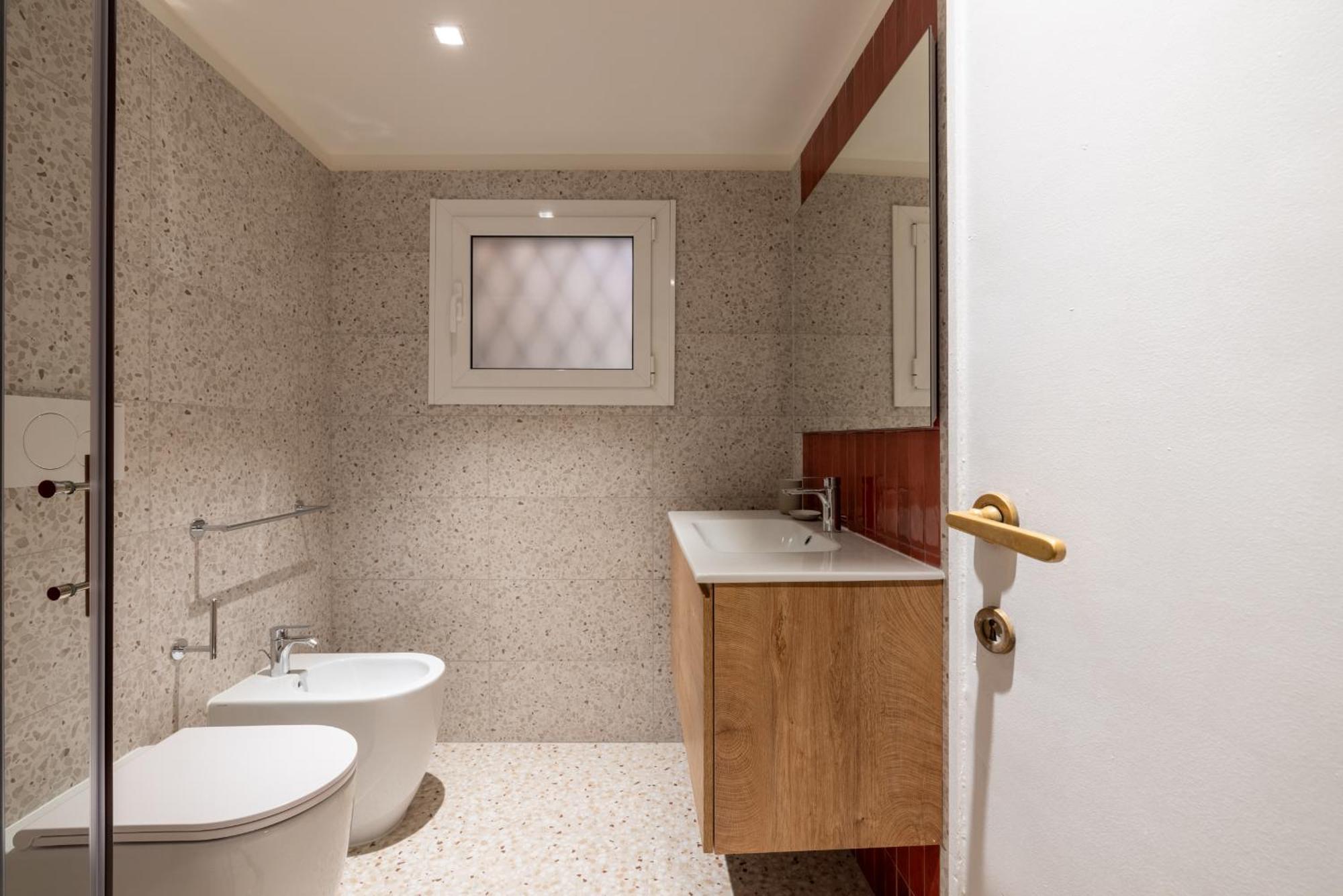Charming 3 Bedroom Apartment In The Historic Center Рим Екстериор снимка